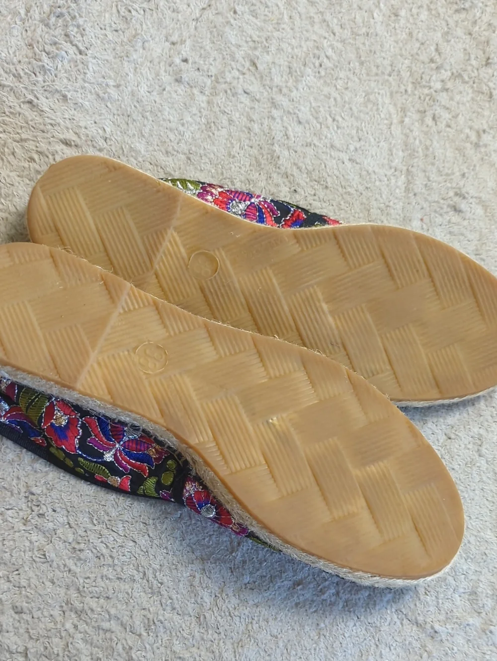 Fabiolas Size 38 Floral Metallic Embroidered Espadrille Flats Made In Spain